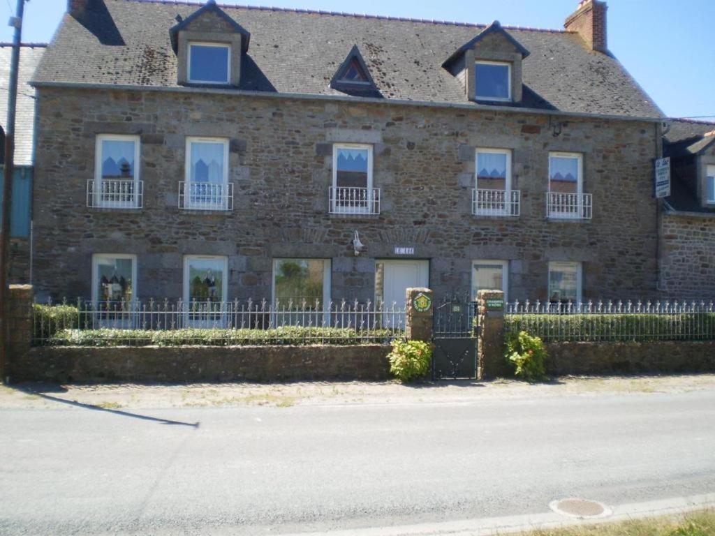 Le Lac Cherrueix Exterior foto