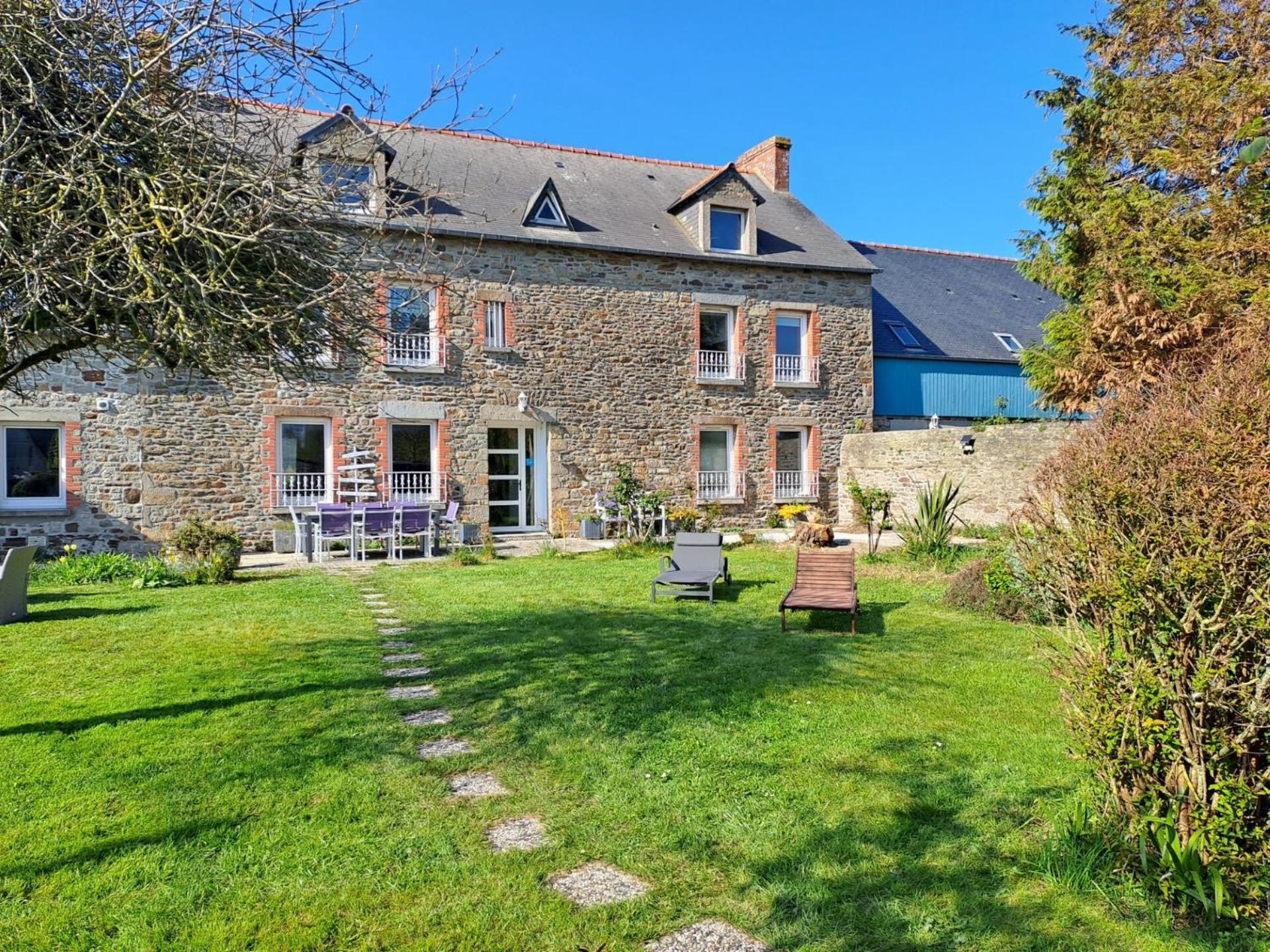 Le Lac Cherrueix Exterior foto